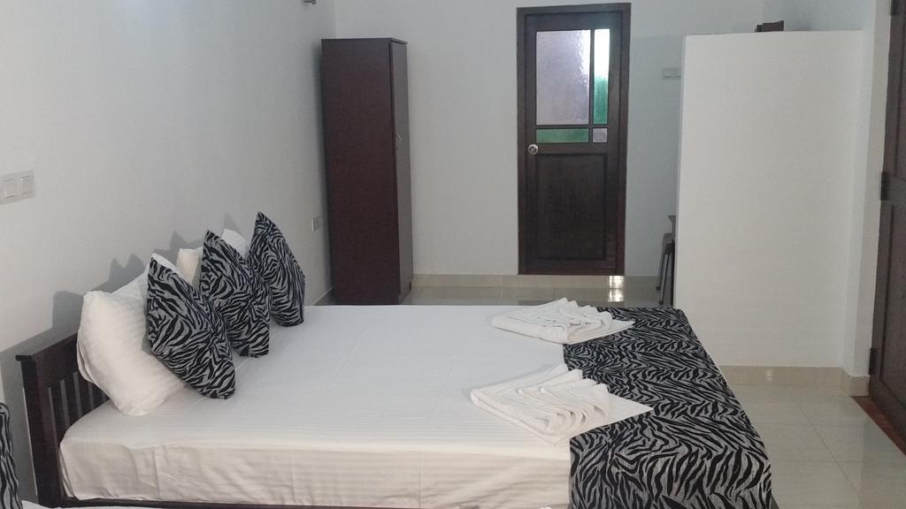 Hotel Serene View Tourist Rest Anuradhapura Zewnętrze zdjęcie