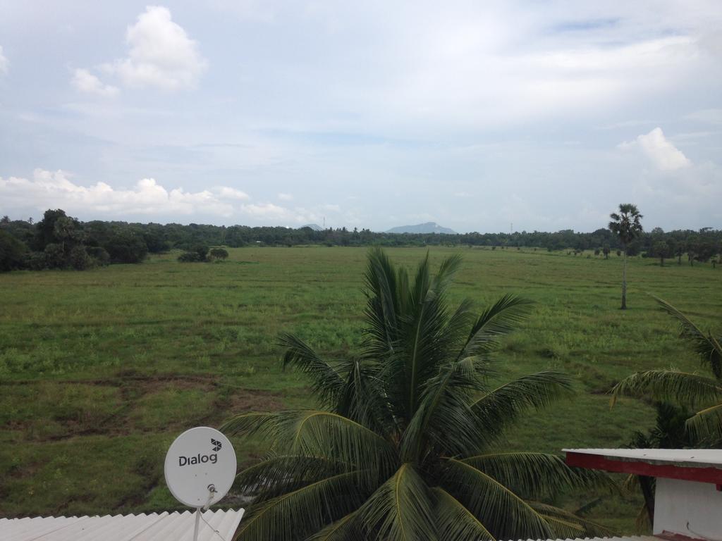 Hotel Serene View Tourist Rest Anuradhapura Zewnętrze zdjęcie