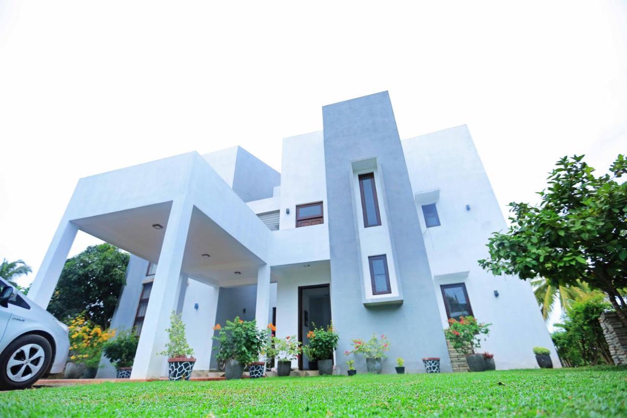 Hotel Serene View Tourist Rest Anuradhapura Zewnętrze zdjęcie